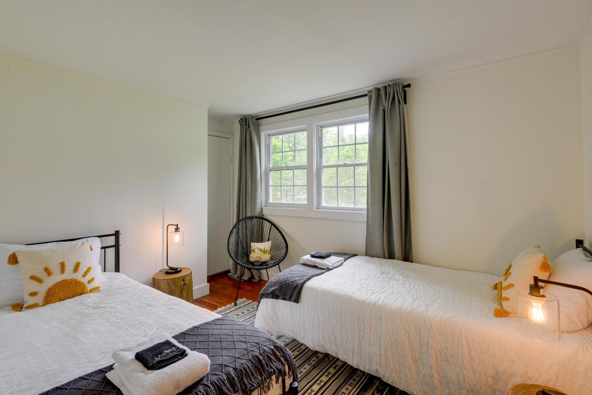Birch House: Cozy Cabin 5 Min From Okemo ラッドロー エクステリア 写真
